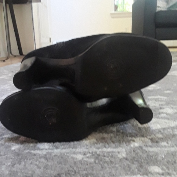 Michael Kors Black Leather and Suede Boots - Picture 4 of 7